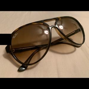 Ray-Ban Sunglasses